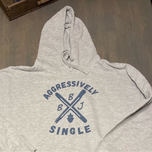 Aggressively Single • Light Gray Sweatshirt - Unisex XL - Picture 4 of 4